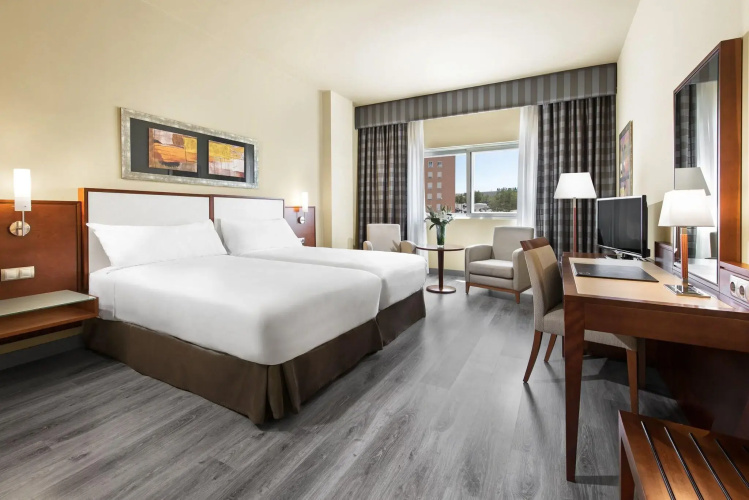 Elba Almería Business & Convention Hotel