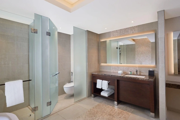 Grand Double Club Suite