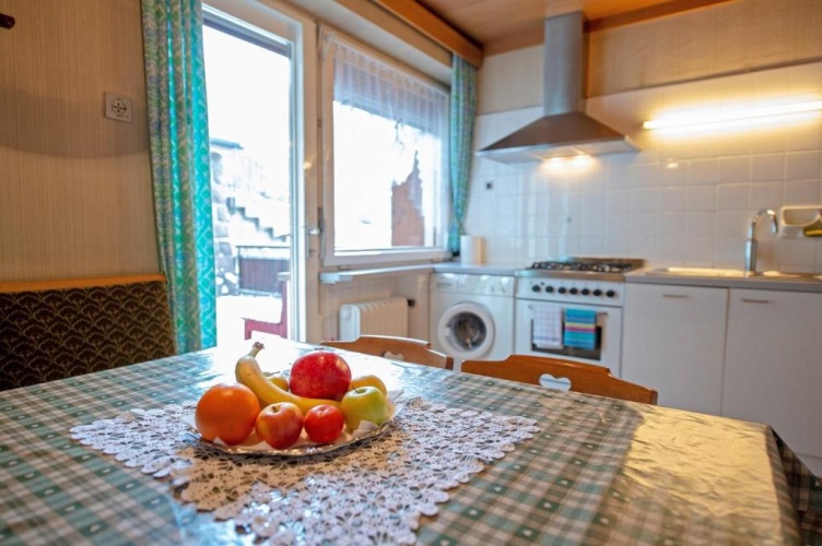 3 Bedrooms Apartment