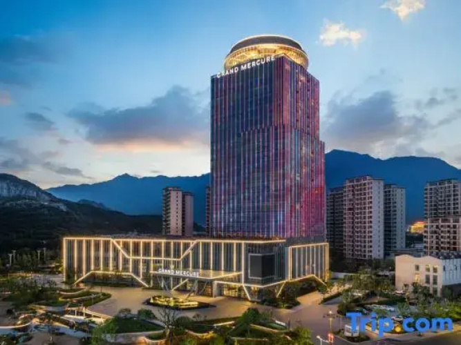Grand Mercure Lushan Jade