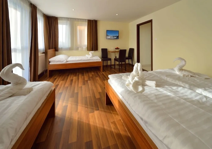 Standard Quadruple room with balcony