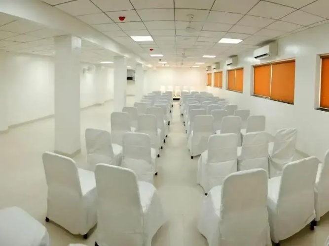 Hotel Raviraj