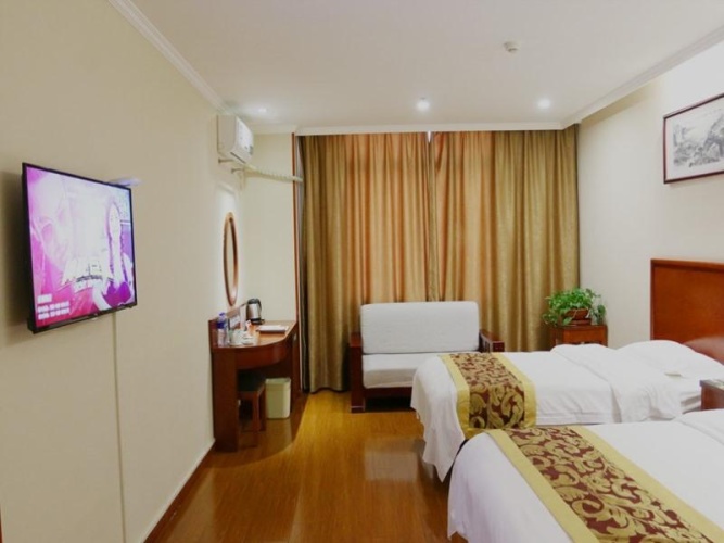 Standard Family room