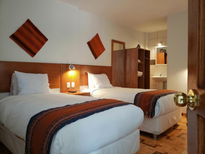 Standard Twin room