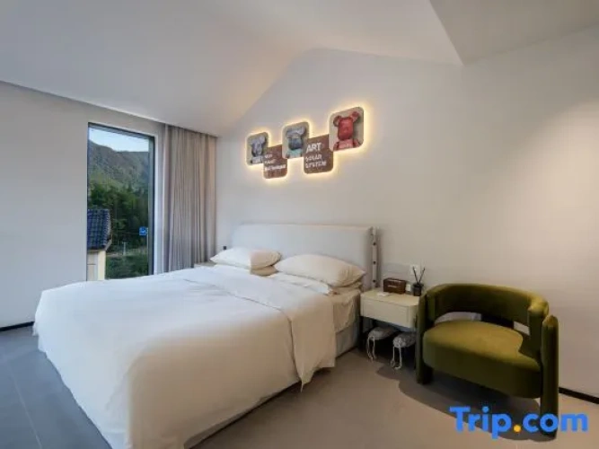 Double Apartment with mountain view