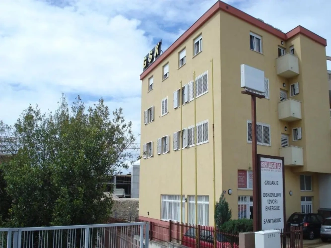 1 Bedroom Apartment with balcony
