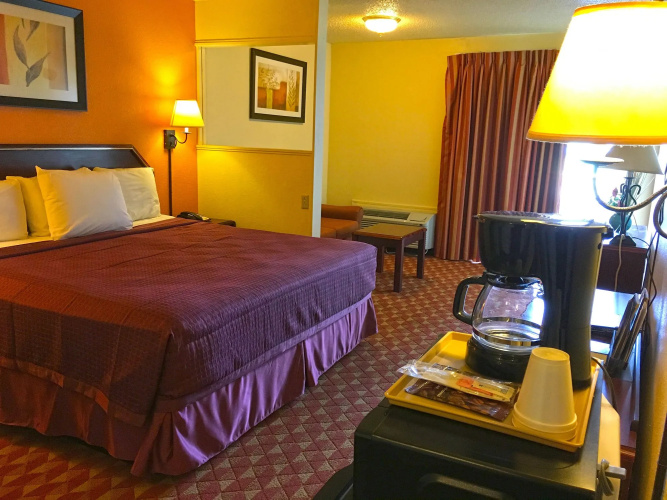 Executive Inn & Suites
