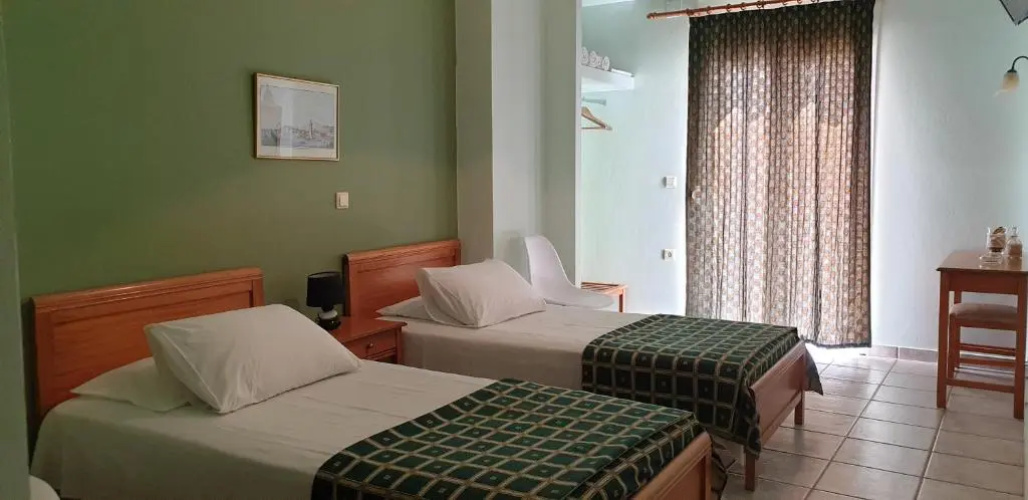 Zannikos Rooms