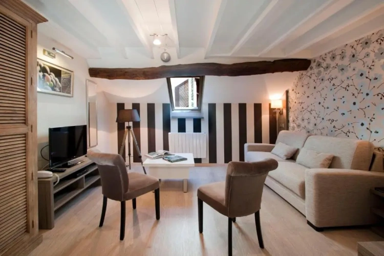 Double Apartment