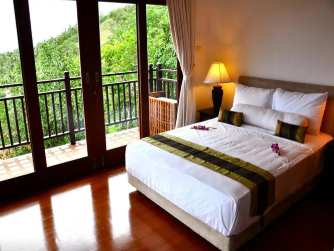 1 Bedroom Panoramic Sea View Villa Cambria