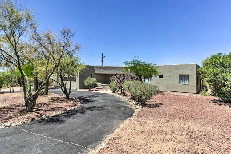 Tucson Desert Oasis w/ Private Pool & Patio!
