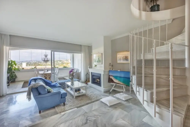 3 Bedrooms Apartment with balcony