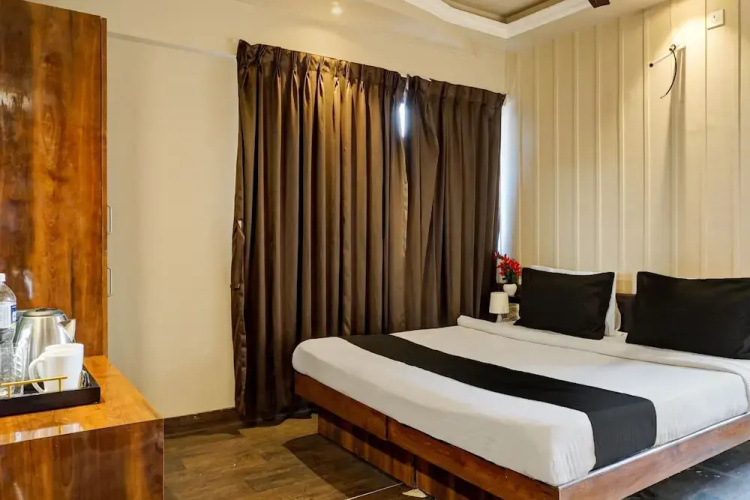 Elegant Stays in Downtown Bangalore
