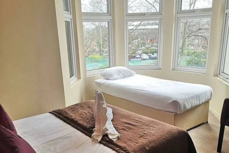 Luton Hotel