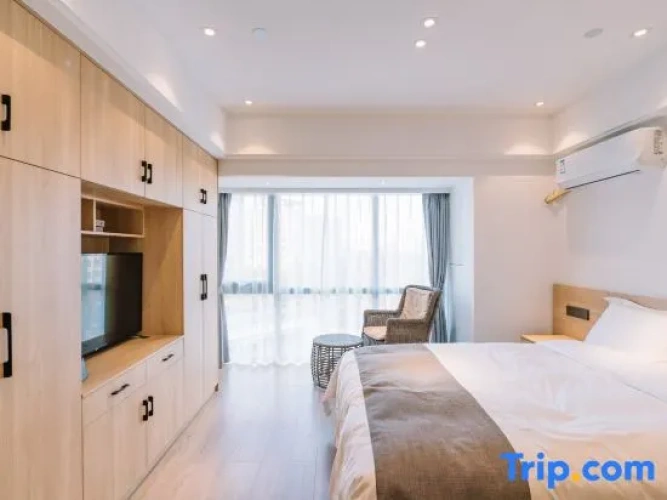 Standard Double room with view