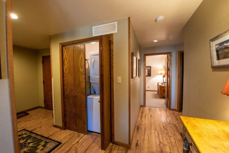 Plaza 4PK PZ136 - 2 Br Condo