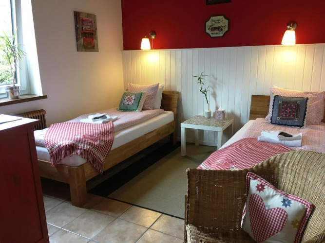 Standard Twin room