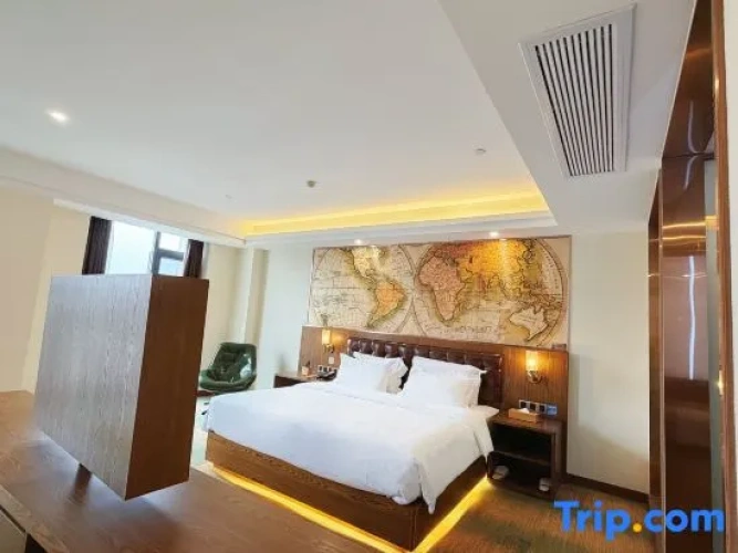 Superior Double Suite with view