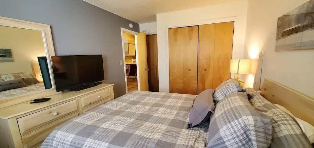 Woods Village 43