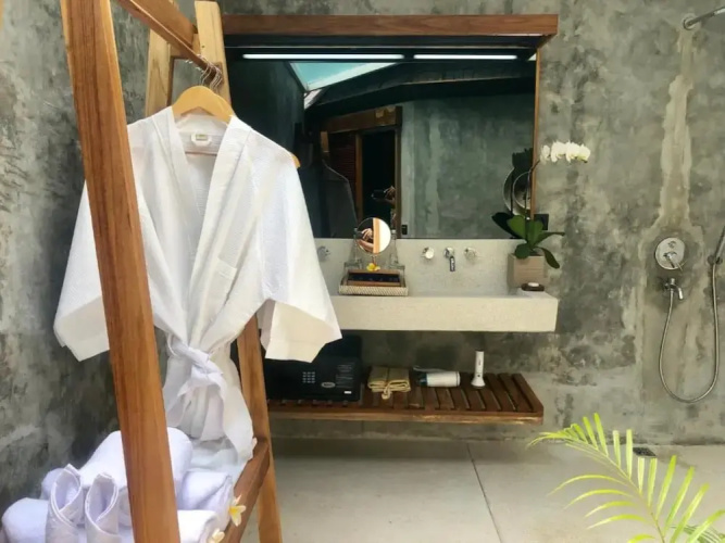 The Sender Pool Suite
