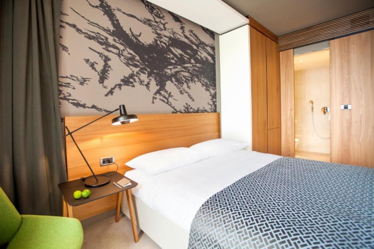 Superior Single room with balcony and with sea view