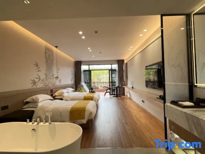 Standard Family room