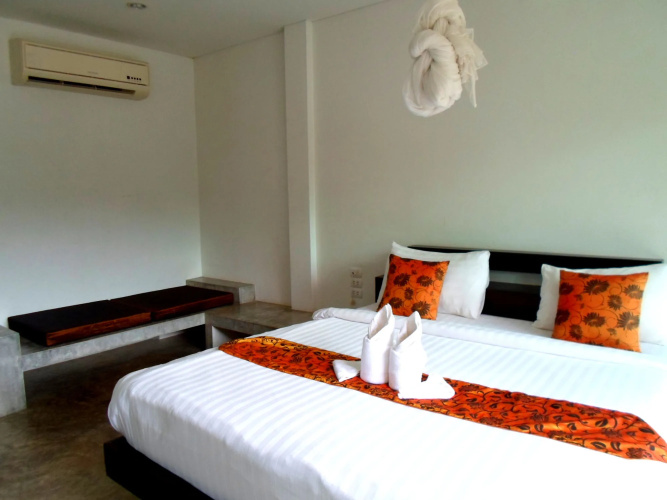 Naraya Riverside Resort