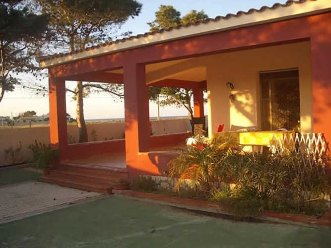2 Bedrooms Cottage