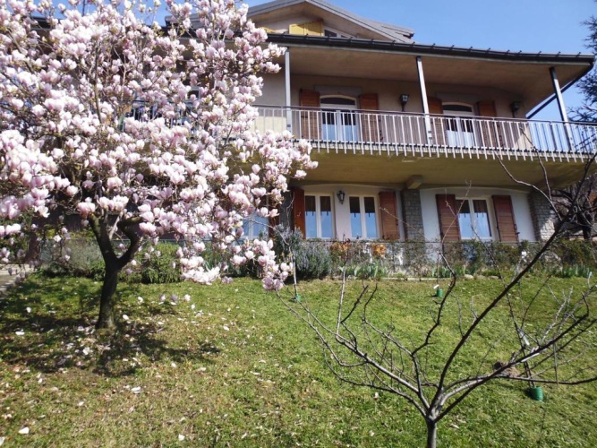 1 Bedroom Apartment with balcony and with view
