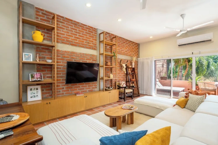 Suite with balcony