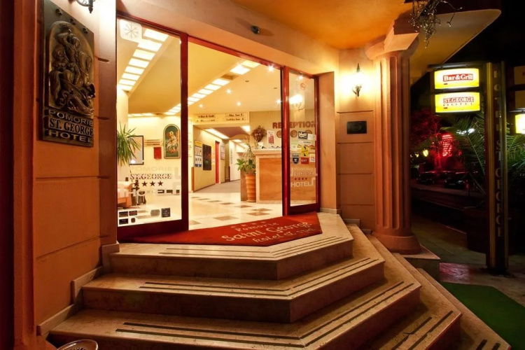Saint George Hotel & Medical Spa