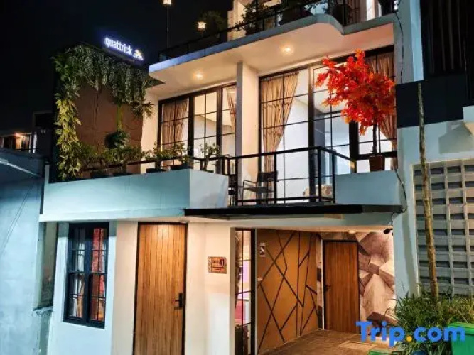 Quattrick Villa