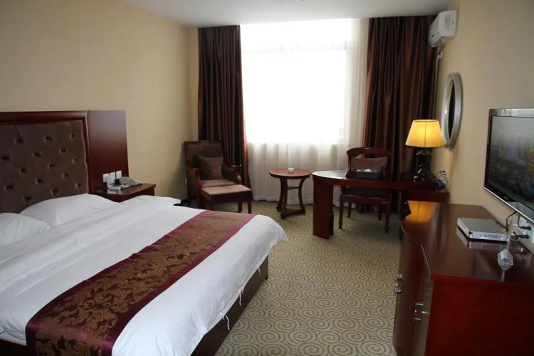 Chengdu Shenzhou Hotel