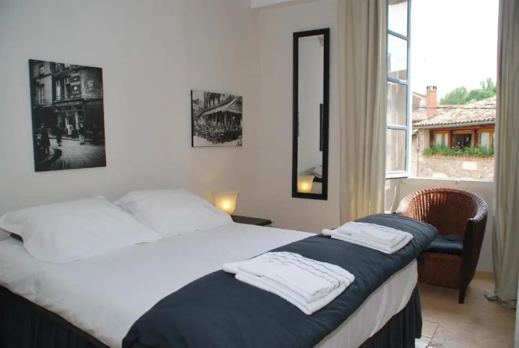 Standard Double room with view