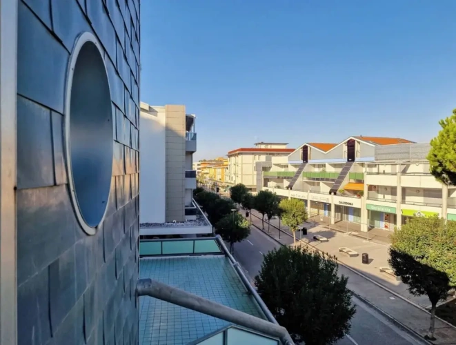 2 Bedrooms Apartment with balcony and with city view