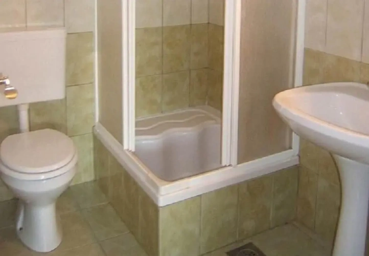 1 Bedroom Apartment with balcony