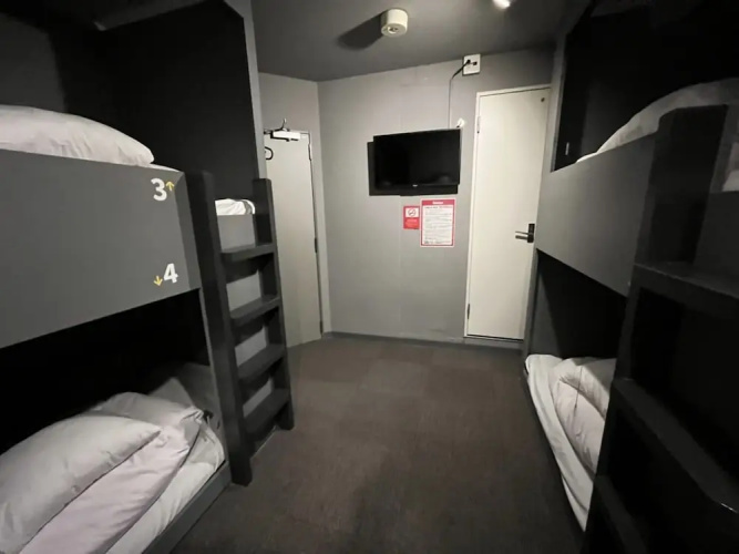 Rhodes Otsuka Hotel - Hostel