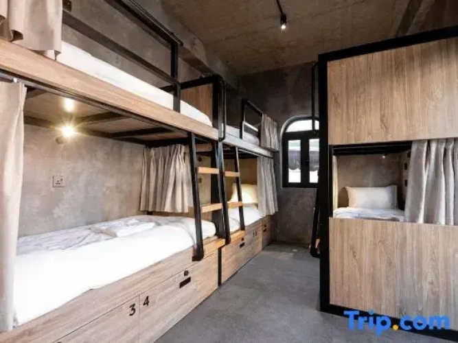 Bed in Dorm (female dorm)
