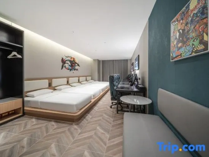 Standard Quintuple room