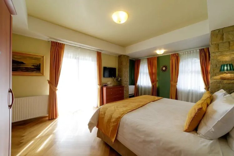 Zaivan Retreat