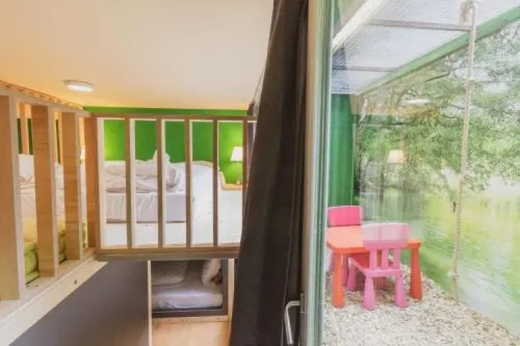 Capsule Hotel by Hyve Basel City