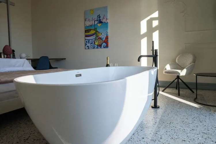 Des Bains Chambre & Suite