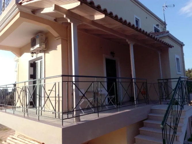 Studio with balcony and with view