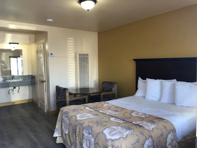 Blue Seal Inn