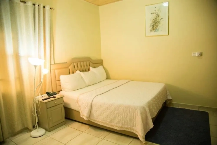 2 Bedrooms Standard Family room
