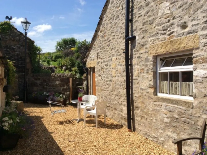 Double Cottage