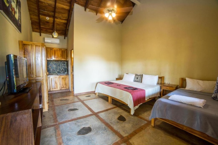Deluxe Triple room