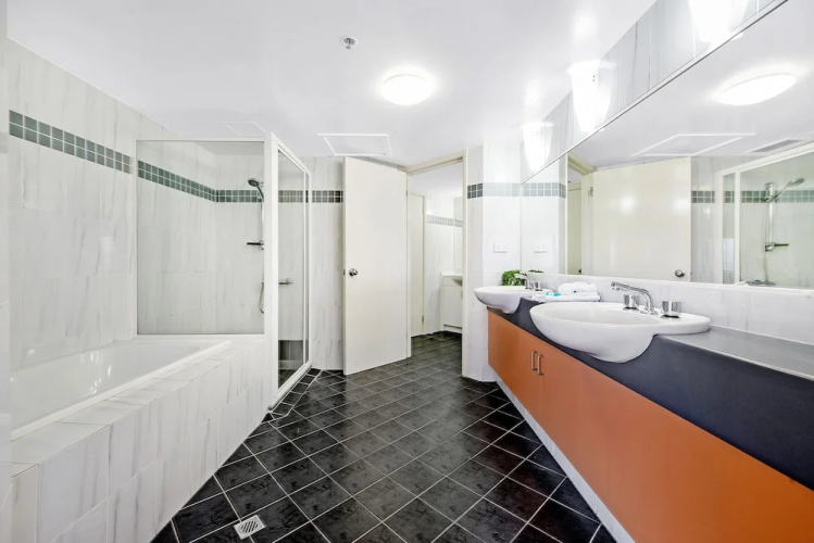 Victoria Square Apartment Broadbeach Level 9
