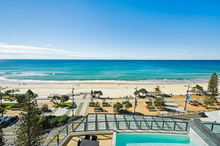 3 Bedrooms Apartment with balcony
