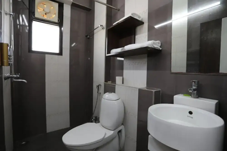 Banipark Service Apartment
